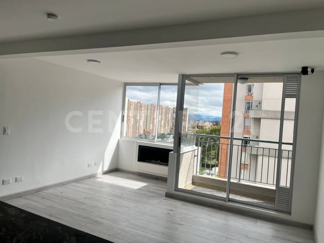 Apartamento de 3 alcobas en venta en Santa Teresa, Bogotá, 79 m² · foto 2 de 19