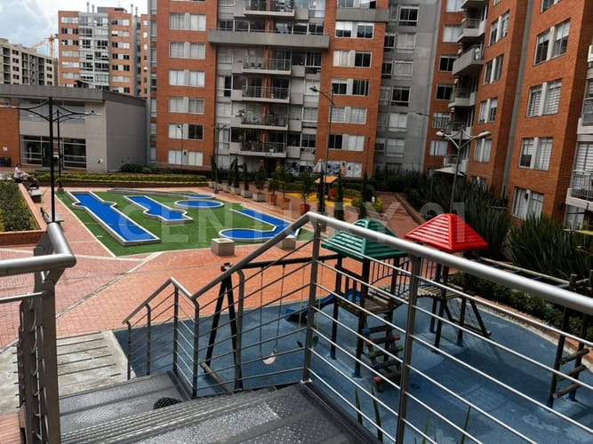 Apartamento de 3 alcobas en venta en Santa Teresa, Bogotá, 79 m² · foto 18 de 19