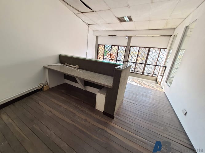 Bodega en arriendo en Perpetuo Socorro, Medellín, 180 m² · foto 6 de 13