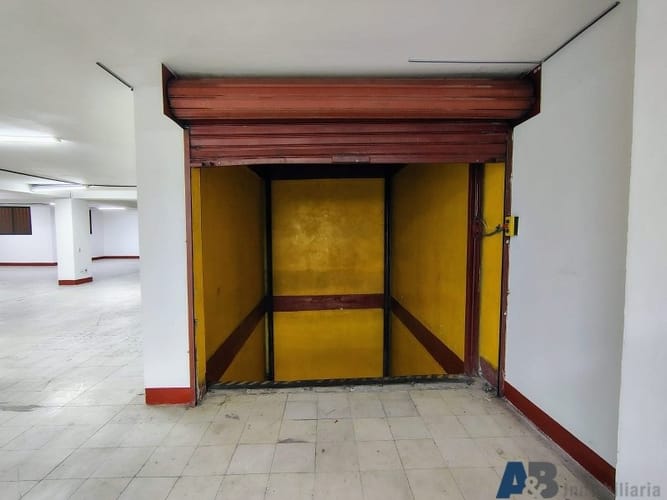 Bodega en arriendo en Caribe, Medellín, 530 m² · foto 5 de 21