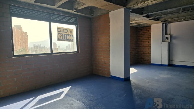 Bodega en arriendo en Centro, Bello, 350 m² · foto 7 de 13