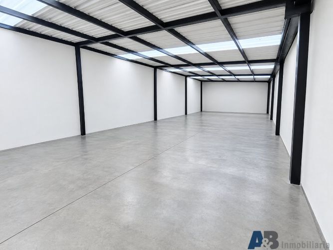 Bodega en arriendo en Santa Catalina, La Estrella, 290 m² · foto 9 de 16
