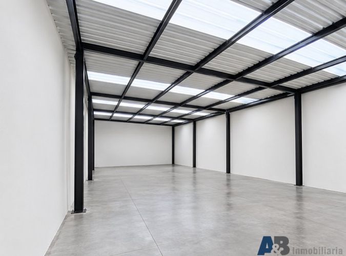 Bodega en arriendo en Santa Catalina, La Estrella, 290 m² · foto 13 de 16