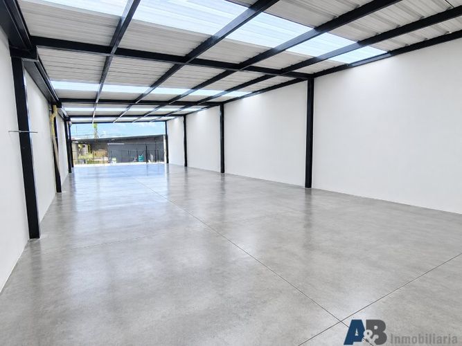 Bodega en arriendo en Santa Catalina, La Estrella, 290 m² · foto 15 de 16