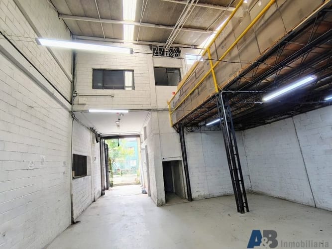Bodega en arriendo en San Agustin Suramerica, La Estrella, 356 m² · foto 6 de 18