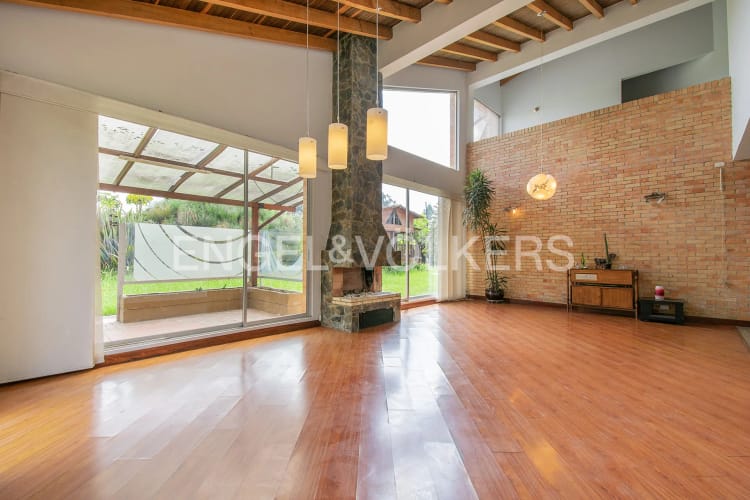 Casa de 7 alcobas en venta en La Leonor Sector Fagua, Chía, 475 m² · foto 3 de 20