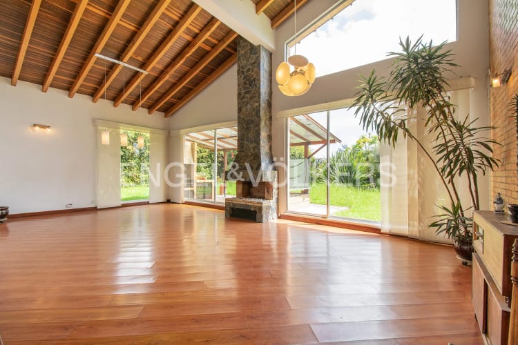 Casa de 7 alcobas en venta en La Leonor Sector Fagua, Chía, 475 m² · foto 2 de 20