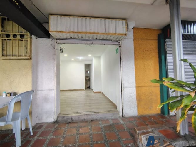 Local en arriendo en Lorena, Medellín, 20 m² · foto 2 de 9