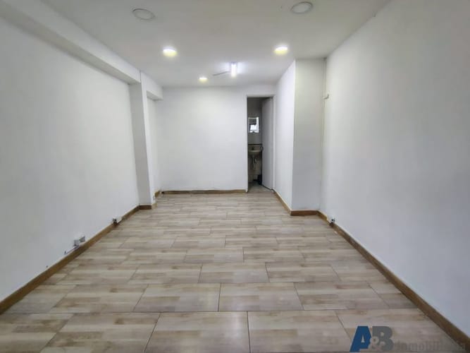 Local en arriendo en Lorena, Medellín, 20 m² · foto 5 de 9