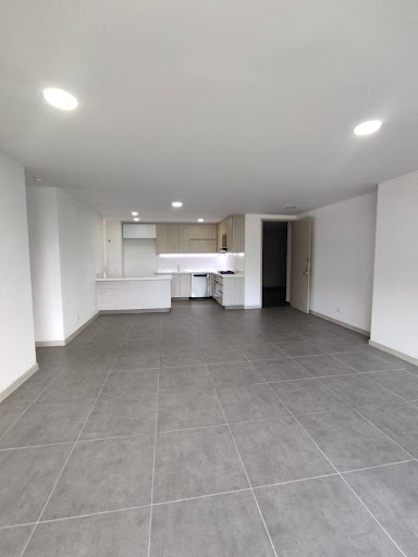 Apartamento en arriendo en Loma Del Escobero, Envigado · foto 12 de 16