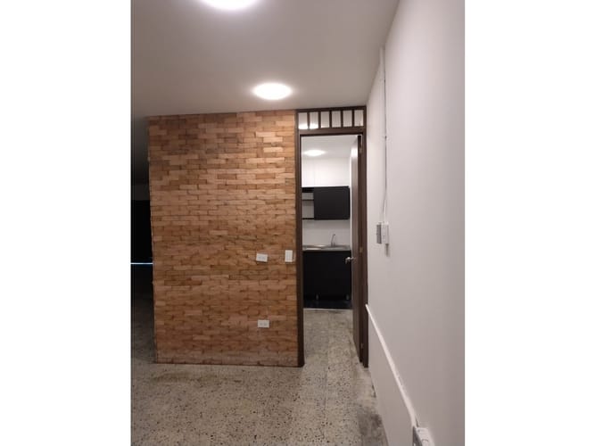 Bodega en arriendo en Perpetuo Socorro, Medellín, 160 m² · foto 8 de 14