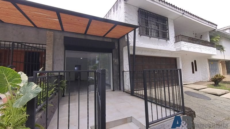 Local en arriendo en La Floresta, Medellín, 50 m² · foto 2 de 9