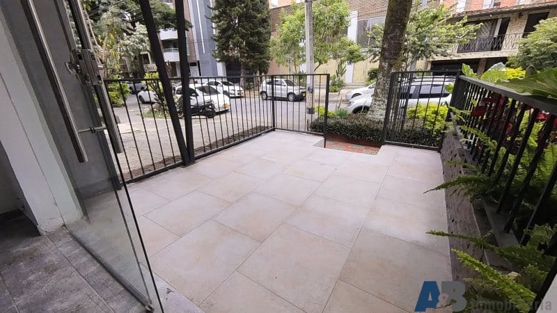 Local en arriendo en La Floresta, Medellín, 50 m² · foto 3 de 9