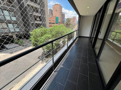 Apartamento de 3 alcobas en arriendo en Conquistadores, Medellín, 150 m² · foto 2 de 22