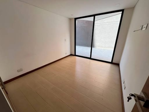Apartamento de 3 alcobas en arriendo en Conquistadores, Medellín, 150 m² · foto 10 de 22