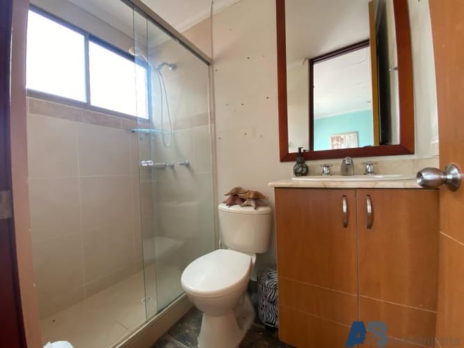 Apartamento de 3 alcobas en venta en Alejandría, Medellín, 145 m² · foto 9 de 16