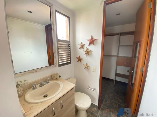 Apartamento de 3 alcobas en venta en Alejandría, Medellín, 145 m² · foto 11 de 16