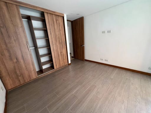 Apartamento de 3 alcobas en arriendo en Conquistadores, Medellín, 150 m² · foto 17 de 22
