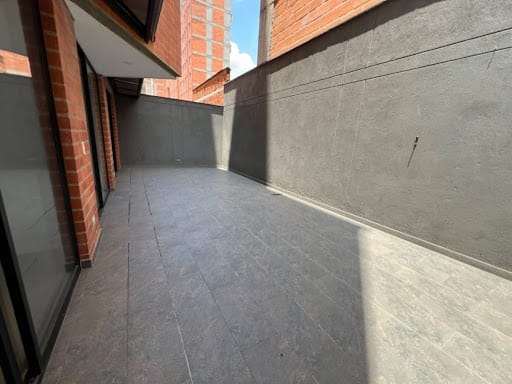 Apartamento de 3 alcobas en arriendo en Conquistadores, Medellín, 150 m² · foto 20 de 22