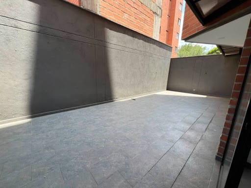 Apartamento de 3 alcobas en arriendo en Conquistadores, Medellín, 150 m² · foto 21 de 22