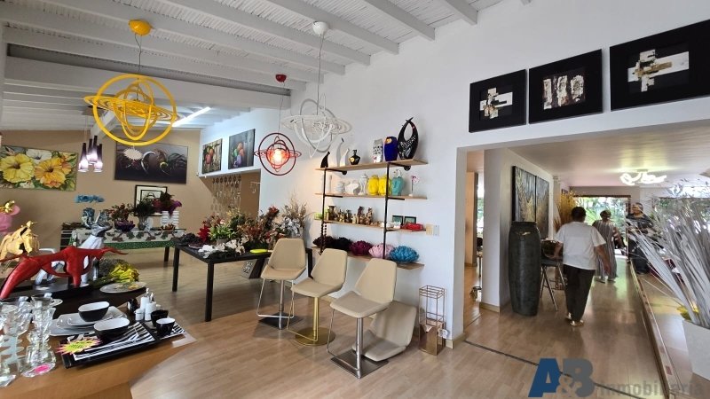 Casa en arriendo en El Poblado, Medellín · foto 17 de 24