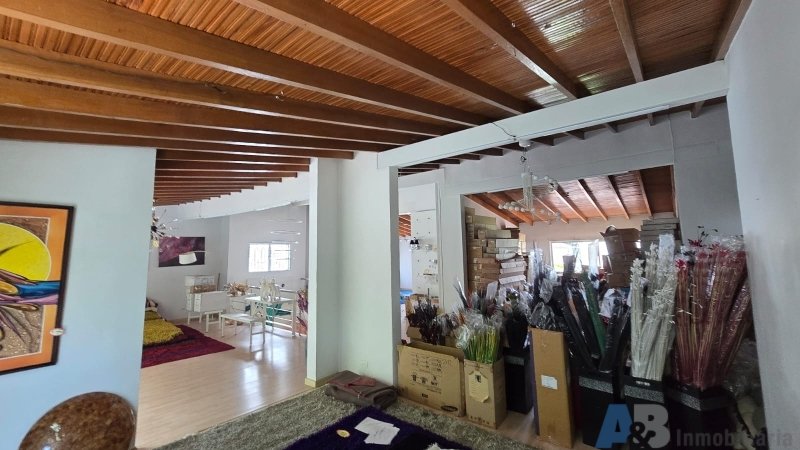 Casa en arriendo en El Poblado, Medellín · foto 18 de 24