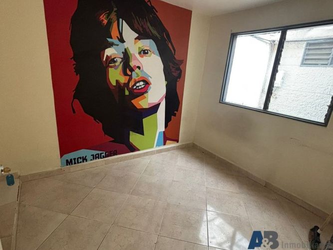 Casa de 11 alcobas en venta en Manila, Medellín, 300 m² · foto 8 de 16