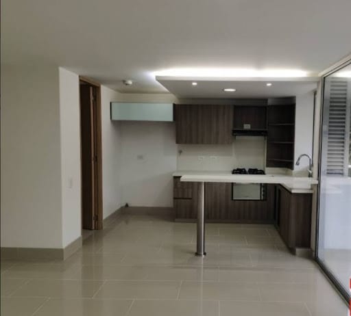 Apartamento de 3 alcobas en arriendo en Zuñiga, Envigado, 128 m² · foto 6 de 23