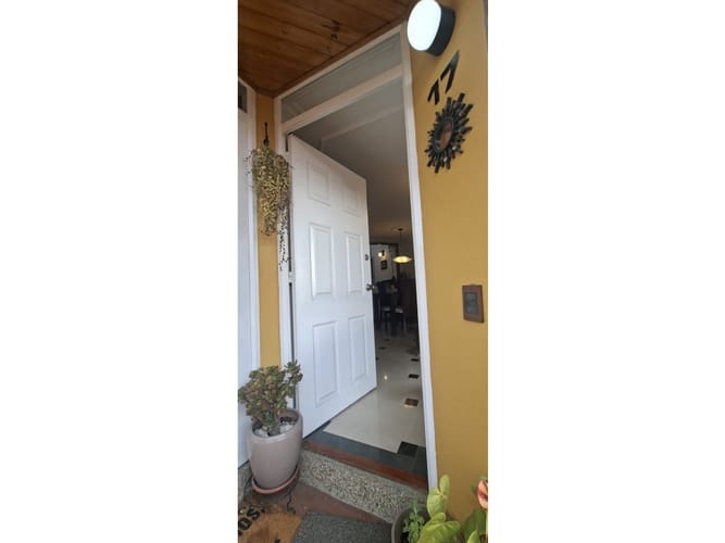 Casa de 3 alcobas en venta en Suba Urbano, Bogotá, 98 m² · foto 3 de 24
