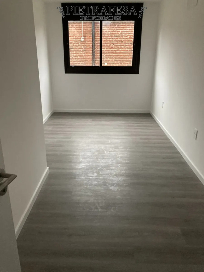 Apartamento en alquiler, 2 dormitorios, 1 baño, terraza. Prado. · Foto 3