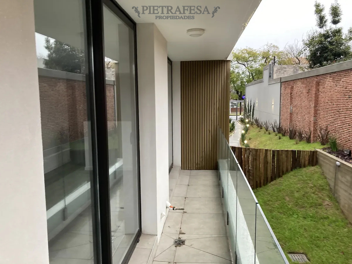 Apartamento en alquiler, 2 dormitorios, 1 baño, terraza. Prado. · Foto 4