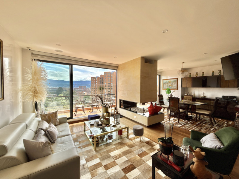 Apartamento en venta en Gratamira, Bogotá · foto 3 de 24
