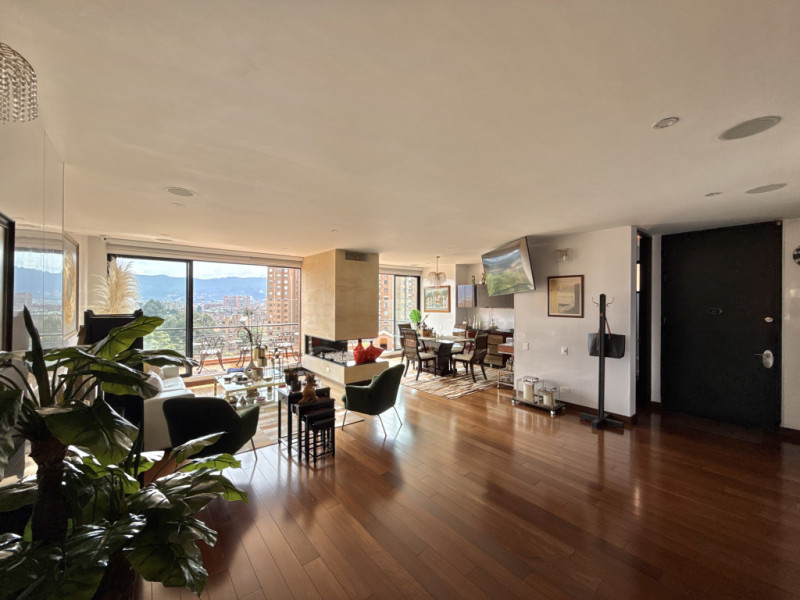 Apartamento en venta en Gratamira, Bogotá · foto 5 de 24