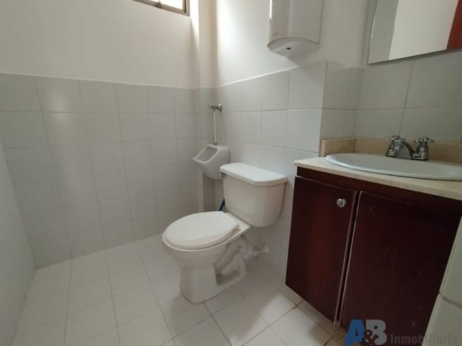 Oficina en arriendo en La Tablaza, La Estrella, 242 m² · foto 10 de 10