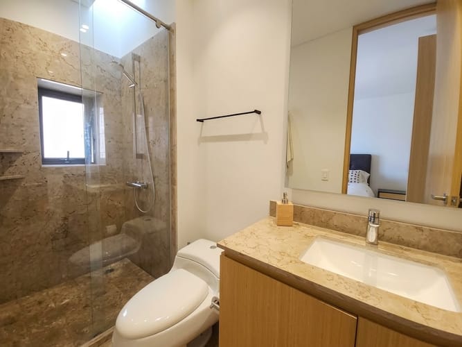 Apartamento de 2 alcobas en venta en El Virrey, Bogotá, 178 m² · foto 12 de 18