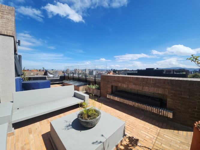 Apartamento de 2 alcobas en venta en El Virrey, Bogotá, 178 m² · foto 18 de 18