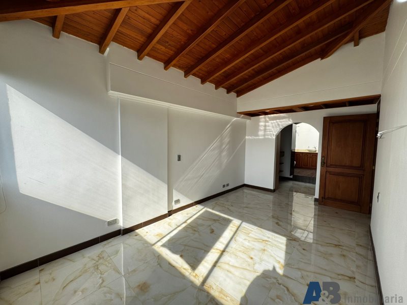 Apartamento en arriendo en El Poblado, Medellín · foto 18 de 24
