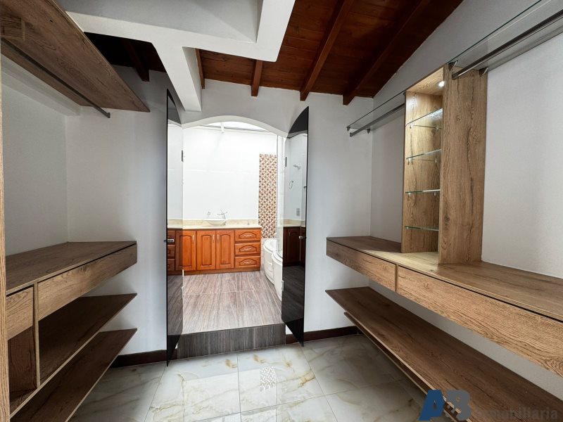 Apartamento en arriendo en El Poblado, Medellín · foto 20 de 24