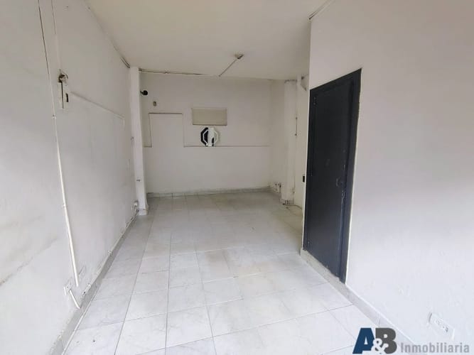 Local en arriendo en San Fernando, Itagüí, 20 m² · foto 2 de 7