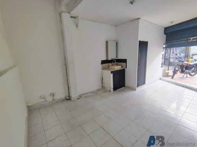 Local en arriendo en San Fernando, Itagüí, 20 m² · foto 5 de 7