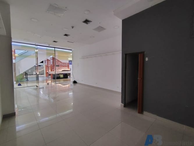 Local en arriendo en Perpetuo Socorro, Medellín, 49 m² · foto 4 de 7