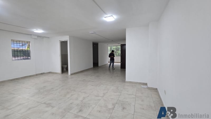 Oficina en venta en Laureles, Medellín, 125 m² · foto 7 de 19