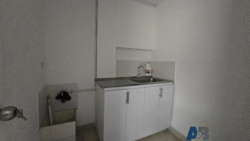 Oficina en venta en Laureles, Medellín, 125 m² · foto 9 de 19