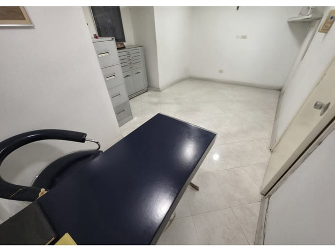 Local en venta en Villa Nueva, Medellín, 270 m² · foto 10 de 24