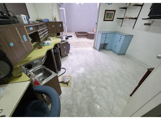 Local en venta en Villa Nueva, Medellín, 270 m² · foto 12 de 24
