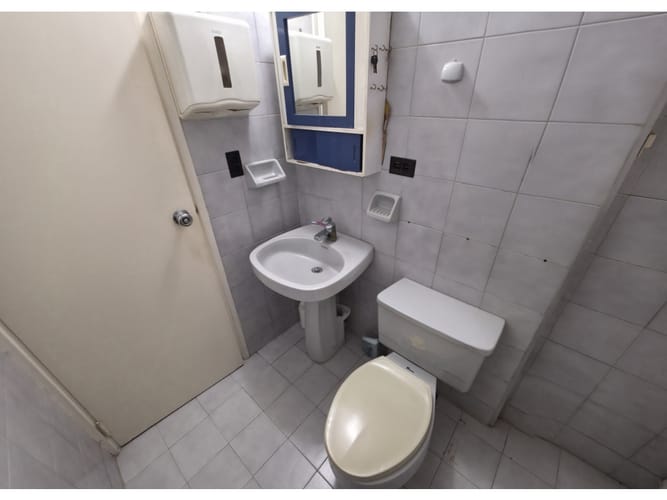 Local en venta en Villa Nueva, Medellín, 270 m² · foto 22 de 24