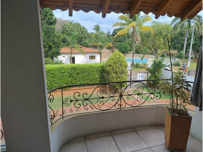 Casa de 5 alcobas en venta en Cn Los Lagos, Cartagena, 523 m² · foto 3 de 16