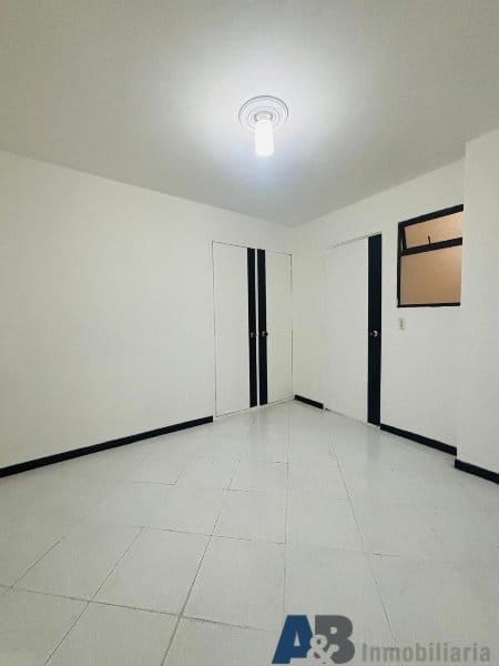 Apartamento de 3 alcobas en venta en Estadio, Medellín, 117 m² · foto 4 de 20