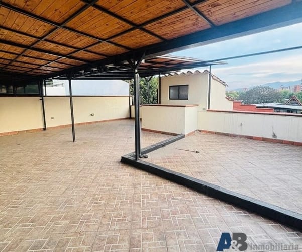 Apartamento de 3 alcobas en venta en Estadio, Medellín, 117 m² · foto 18 de 20