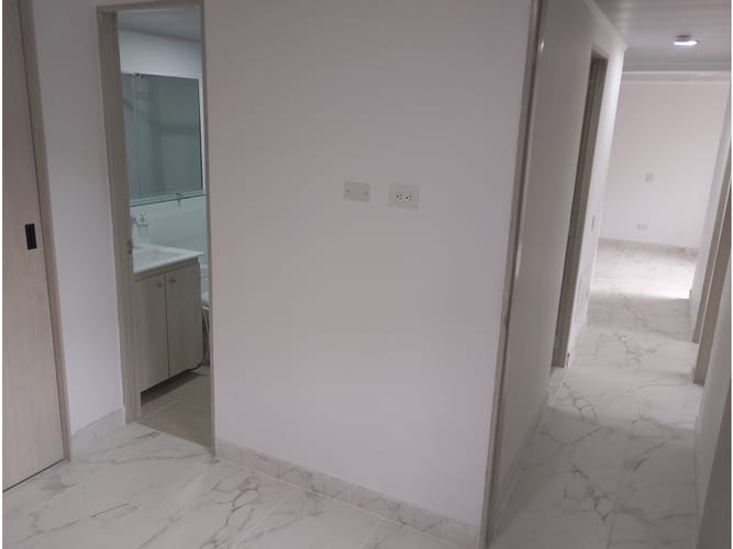 Apartamento de 3 alcobas en arriendo en Pajarito, Medellín, 60 m² · foto 7 de 22